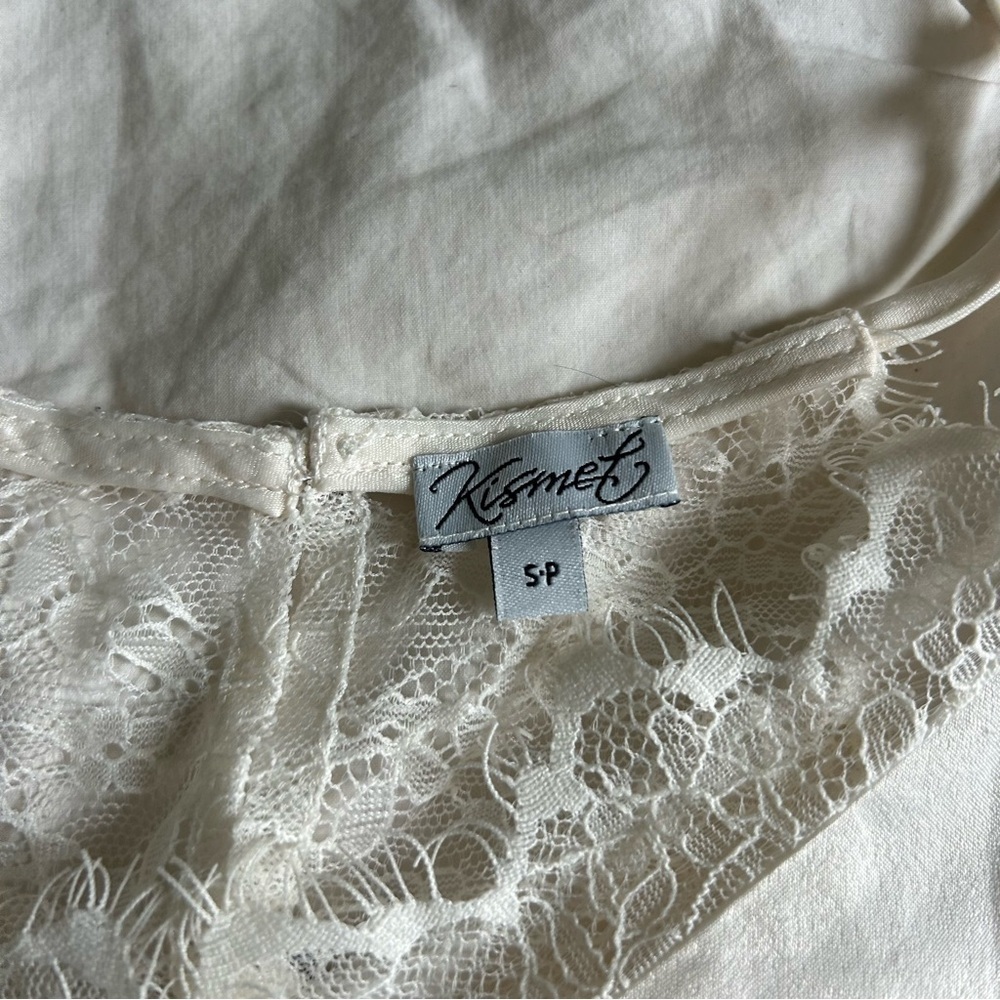Kismet Small Elegant Cream Lace Trim Cami Top - Picture 4 of 6